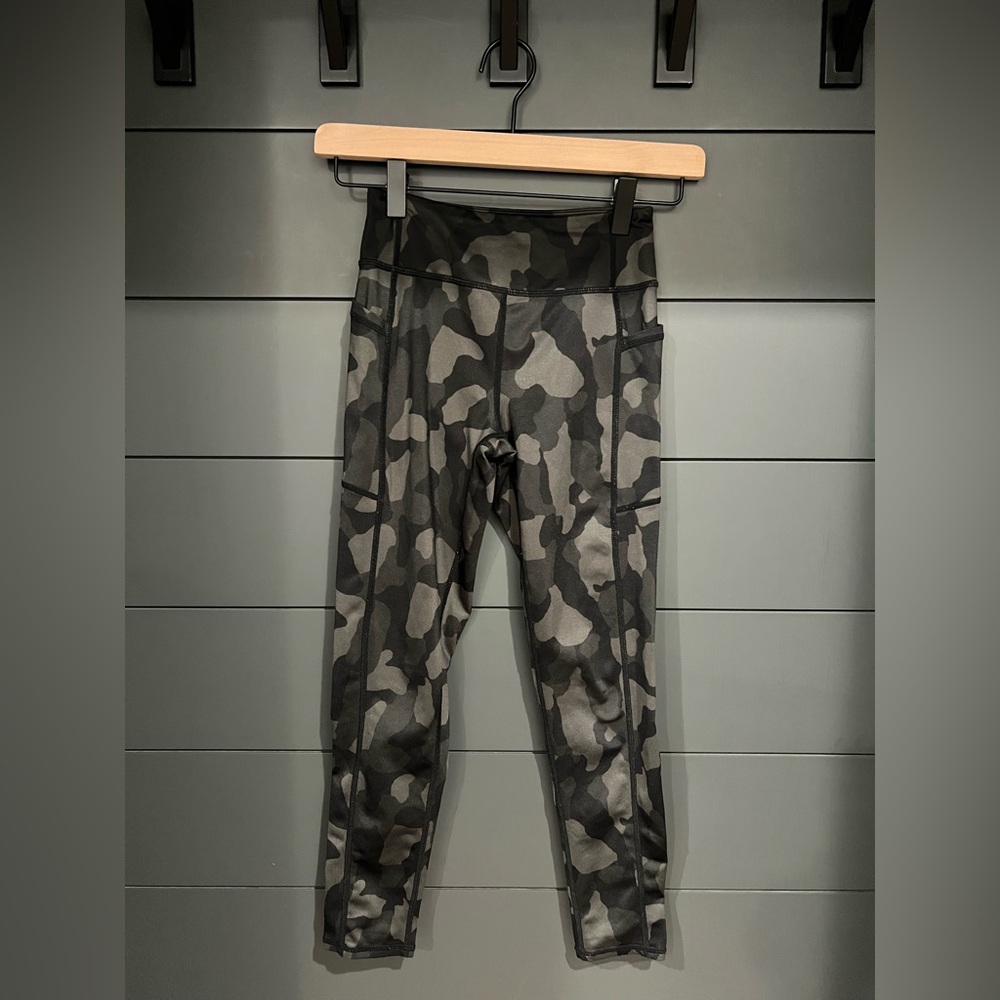 Zella Kids Camouflage Leggings
